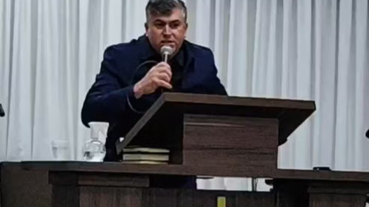 Pastor%20morre%20ap%C3%B3s%20passar%20mal%20em%20prega%C3%A7%C3%A3o%20transmitida%20online
