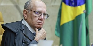 Gilmar propõe barrar policiais e militares nos gabinetes do STF
