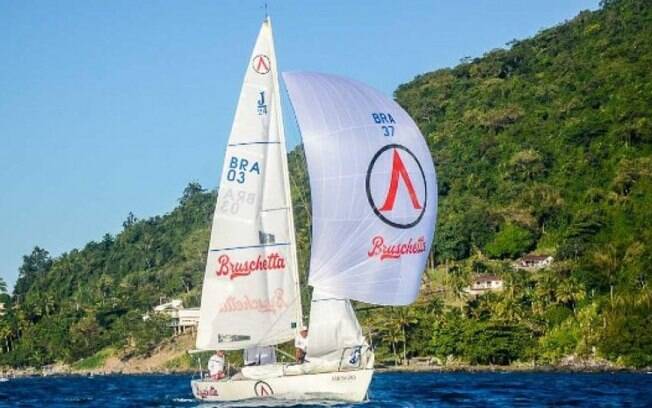 Equipe Bruschetta inicia temporada com duas regatas no final de semana