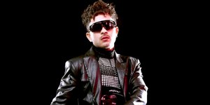 Davi Bandeira: de motoboy ao TOP 1 do iTunes Brasil