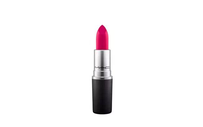 All Fired Up – Lipstick Retro Matte, por R$76,00 ou em 3x de R$25,33 no site da Sephora