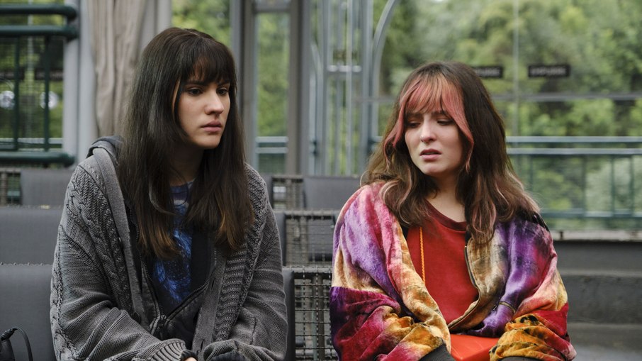 Traição Entre Amigas Traição Entre Amigas