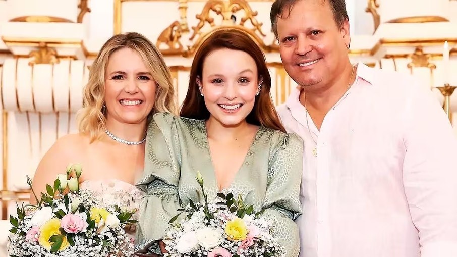 Os pais da atriz se pronunciaram sobre últimas notícias envolvendo sua família