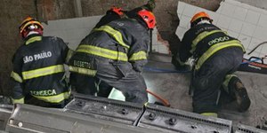 Desabamento em restaurante deixa uma pessoa morta