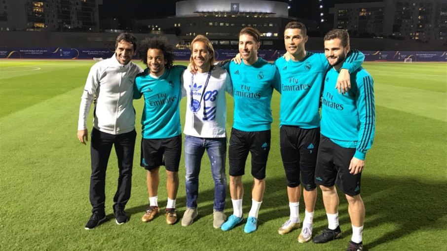 Salgado com Raúl e Marcelo, na esquerda, e Ramos, CR7 e Nacho Fernández, na direita