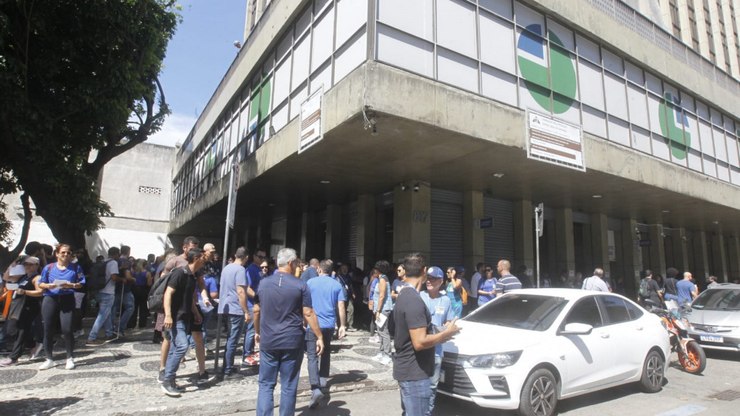 Greve no Detran afeta serviços no Rio de Janeiro