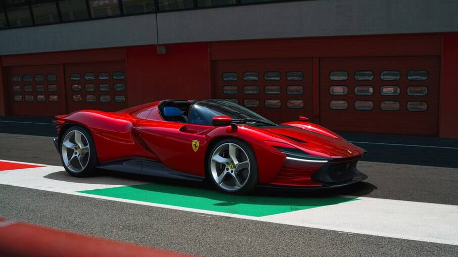 Ferrari Daytona SP3: motor V12 de 839 cv, potência para acelerar de 0 a 100 km/h em menor 2,9 segundos