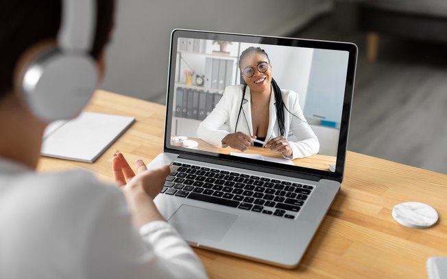 Especialistas pedem nova norma para ASO via telemedicina Especialistas pedem nova norma para ASO via telemedicina