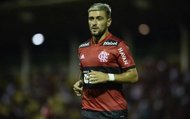 Arrascaeta enaltece Paulo Sousa e aponta os caminhos para o Flamengo vencer o Atlético-MG na Supercopa