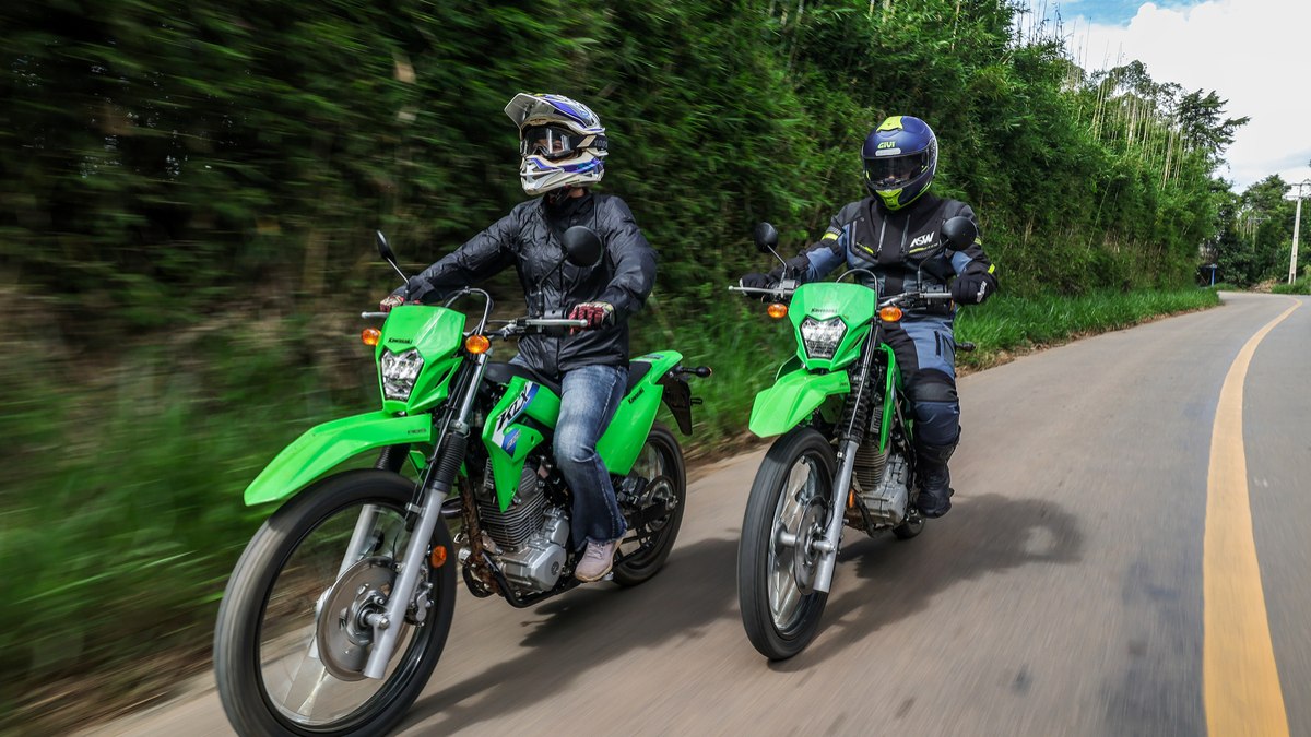 Programa de revisões vale para KLX230 e KLX230 S compradas a partir de 16 de agosto de 2026