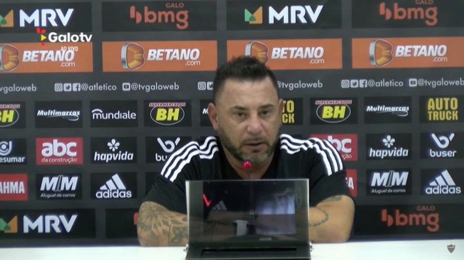 'Flamengo é muito mais que o Palmeiras', diz ex-técnico do Atlético