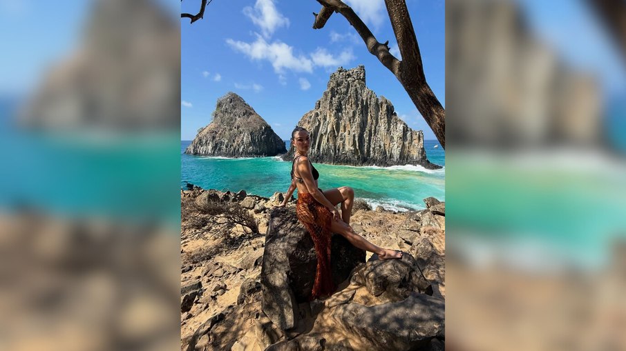 Ísis Valverde Celebra Fim de Ano em Fernando de Noronha com Momentos de Paz e Reflexão