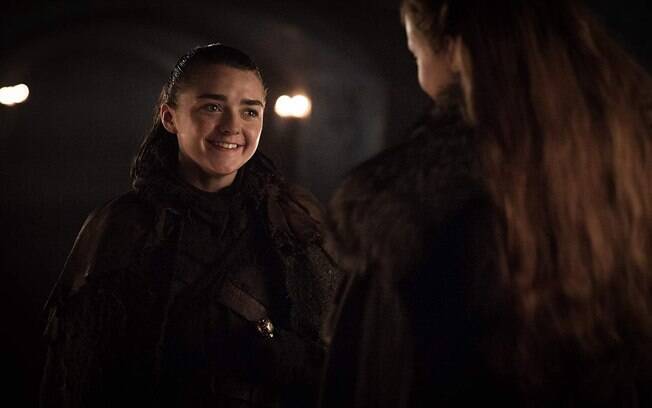 Arya é filha de Ned Stark e se mostra uma personagem cheia de personalidade e bravura