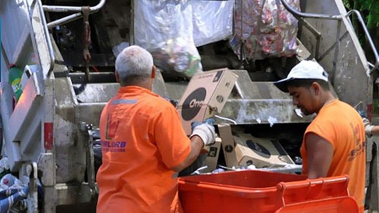 Comerciantes%20podem%20ser%20obrigados%20a%20oferecer%20banheiro%20para%20garis