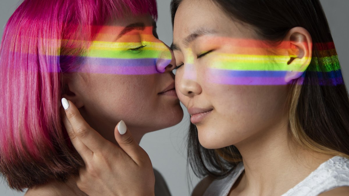 Curso pioneiro prepara médicos para atender pessoas trans