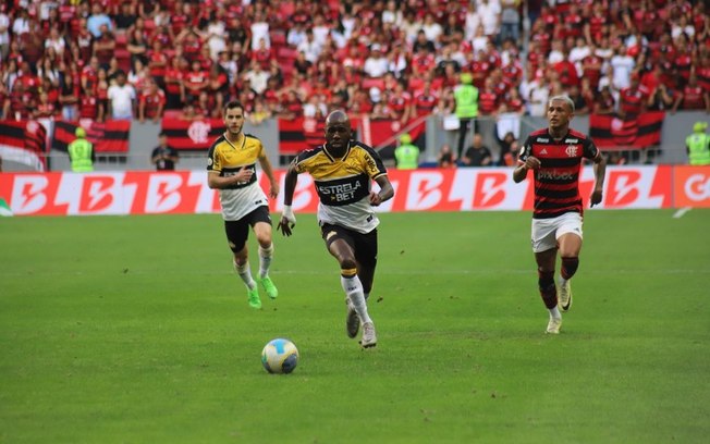 Na luta contra o rebaixamento, Criciúma enfrenta o Flamengo