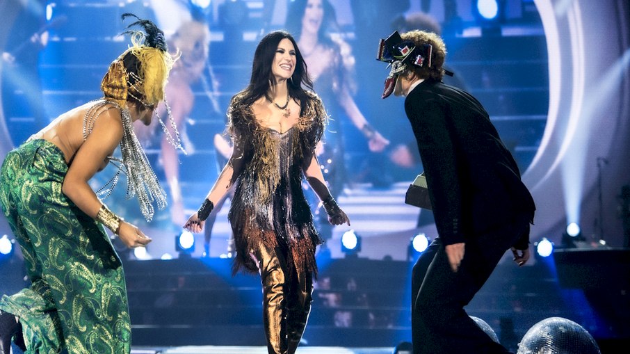 Turnê de Laura Pausini termina em grande estilo com show de Ano Novo