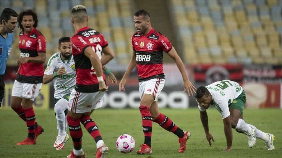 Thiago Maia chegou ao Flamengo no início de 2020