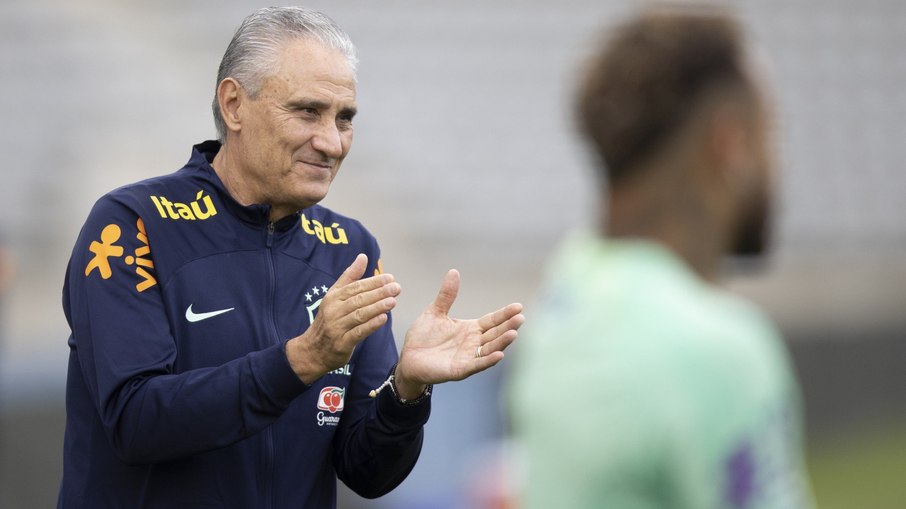 Tite fechou treino desta segunda-feira (21) para imprensa e convidados 