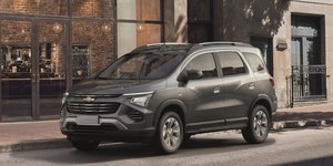Chevrolet Spin 2027 ganha versão LTZ de 5 lugares por R$ 153.990