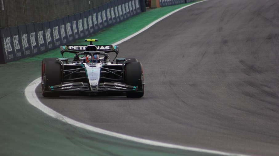 Kimi Antonelli na classificação em Interlagos Kimi Antonelli na classificação em Interlagos