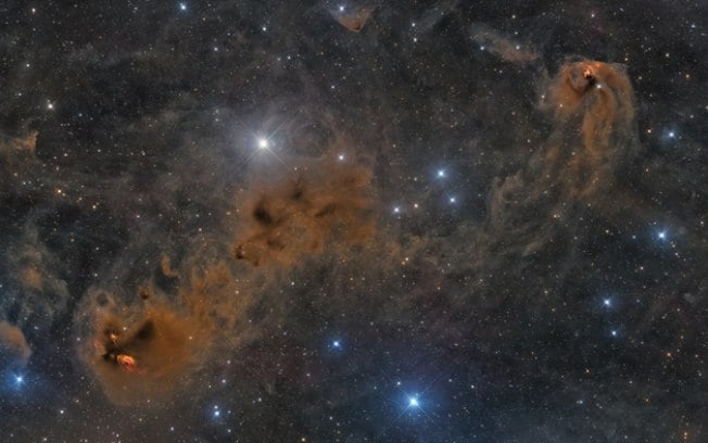 Destaque da NASA: nuvem molecular e estrelas são foto astronômica do dia