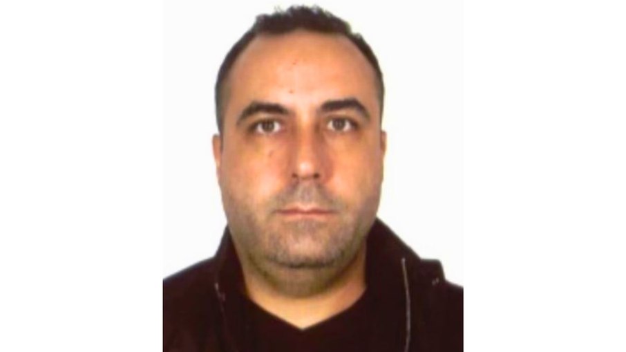 Cleber Rodrigues Gimenez, investigador de polícia suspeito de liderar esquema de desvio de cocaína e tráfico de drogas. Segundo investigação, Gimenez é investigado pelo Cleber Rodrigues Gimenez, investigador de polícia suspeito de liderar esquema de desvio de cocaína e tráfico de drogas. Segundo investigação, Gimenez é investigado pelo