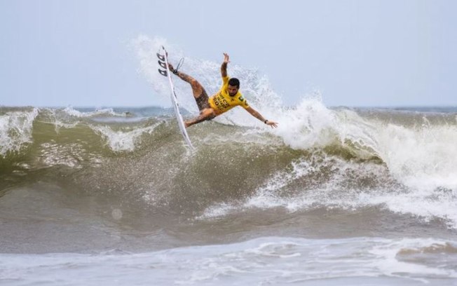 Mundial de Surfe: Filipe Toledo sofre virada e fica com o vice-campeonato na etapa de El Salvador da WSL