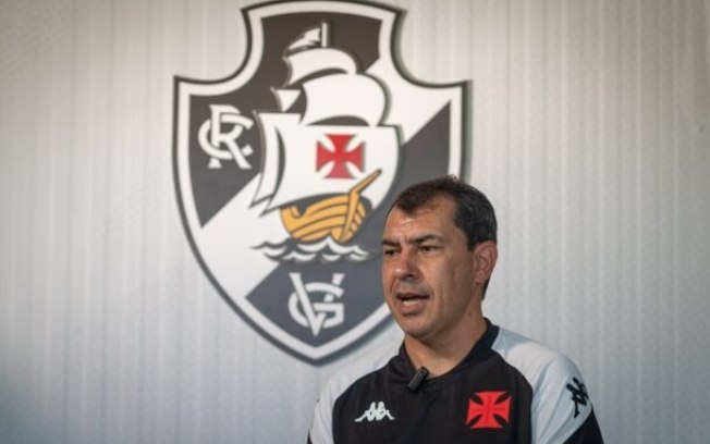 Técnico Fábio Carille terá trabalho em 2025 no Vasco