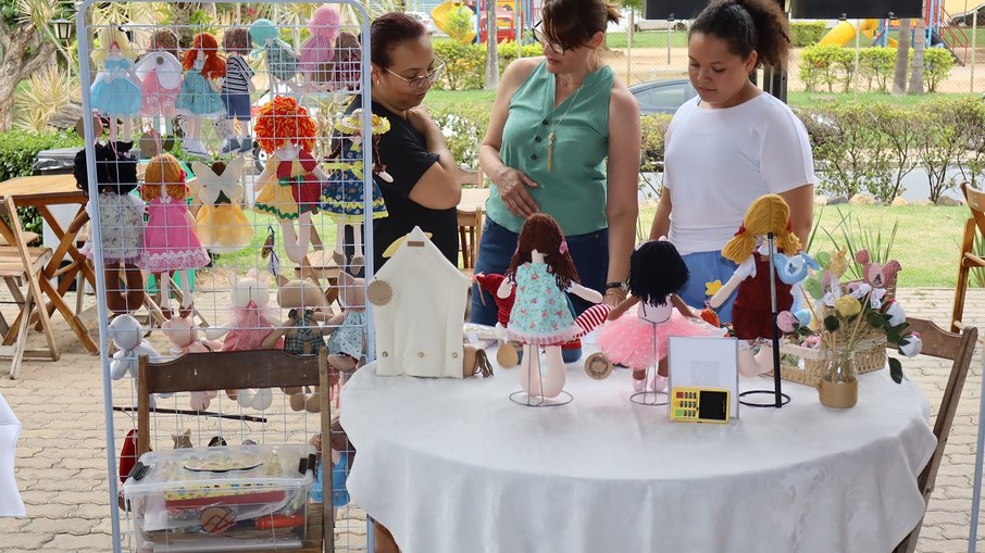 Feira apresenta diversos produtos ao público local