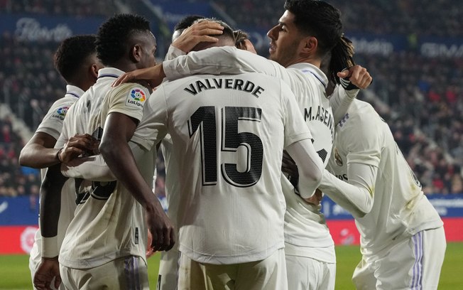 Vini Jr, endiabrado, leva o Real Madrid à vitória sobre o Osasuna
