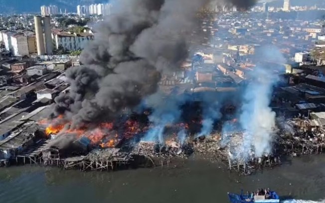 Tragédia em Santos: incêndio destrói moradias e deixa feridos em favela de palafitas