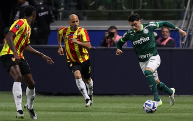 Palmeiras iguala marca de rival histórico, e Gómez define: ‘Excelência’
