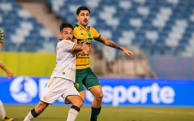 Cuiabá recebe a Ponte Preta neste sábado, pela 31ª rodada da Série B, em confronto com objetivos bem diferentes na tabela Cuiabá recebe a Ponte Preta neste sábado, pela 31ª rodada da Série B, em confronto com objetivos bem diferentes na tabela