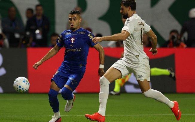 Andreas Pereira foi um dos destaques do Palmeiras contra o Santos Andreas Pereira foi um dos destaques do Palmeiras contra o Santos