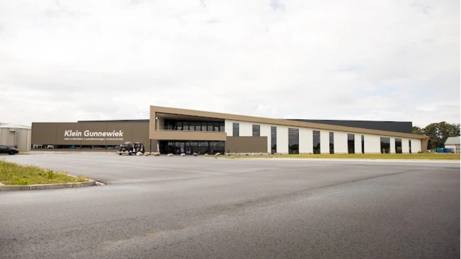 Loja de autopeças nos Países Baixos com o sobrenome Gunnewiek Loja de autopeças nos Países Baixos com o sobrenome Gunnewiek