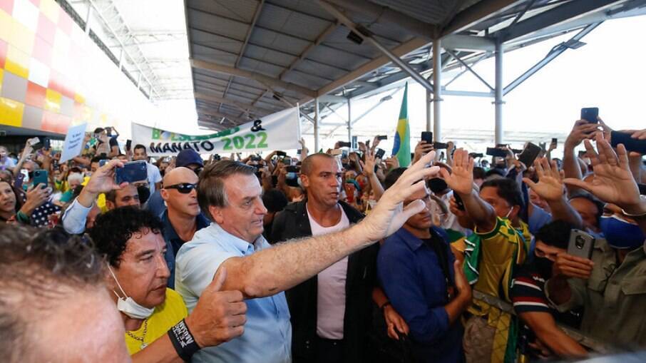 Jair Bolsonaro no Aeroporto de Vitória, em junho de 2021