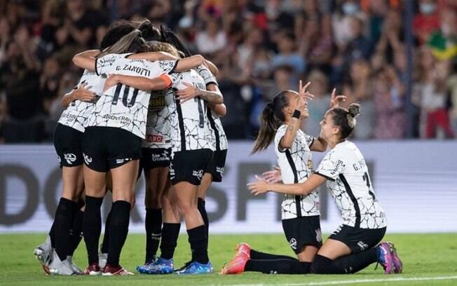 Tricampeão! Corinthians bate o Santa Fe-COL e conquista a Libertadores Feminina