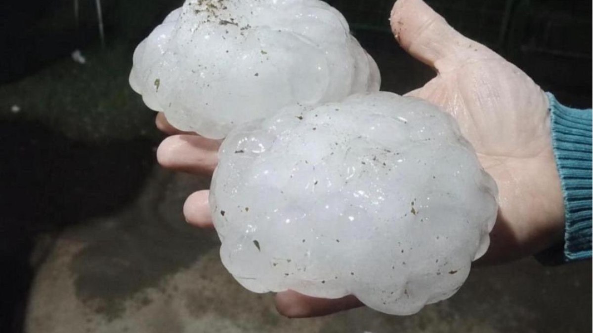 Chuva ameaça enchentes no RS e SC após granizo gigante no Uruguai