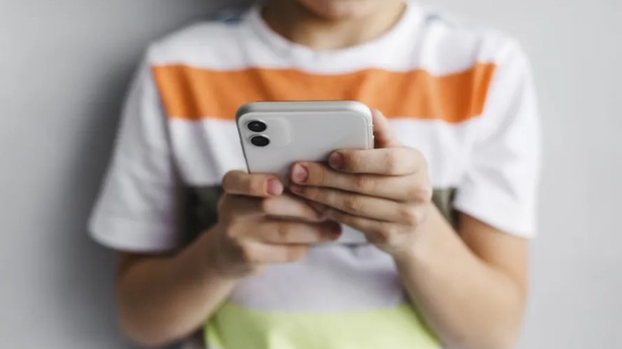 Smartphones e crianças: perigo claro e presente