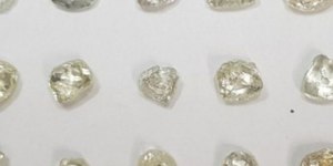Ministério vai leiloar diamantes, bolsas de luxo e veículos