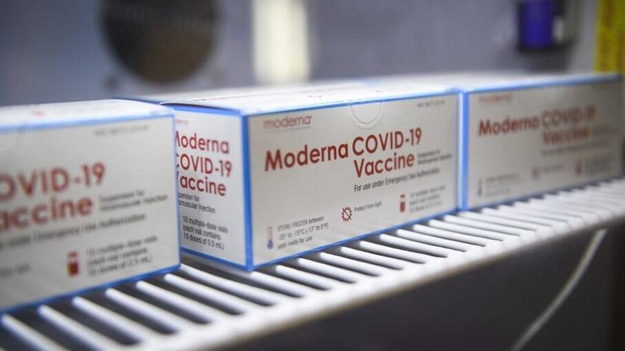 Brasil e Moderna fecham acordo para aquisição de vacinas contra o Covid-19