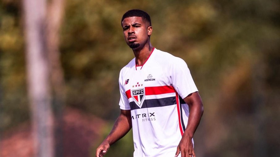 Matheus Ferreira é capitão do time Sub-20 São Paulo