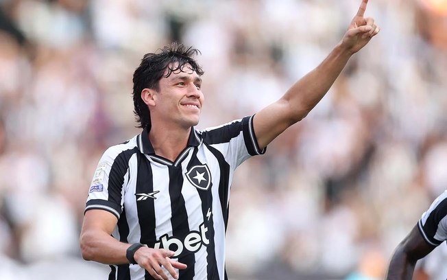 Ferraresi tem um gol pelo Botafogo 