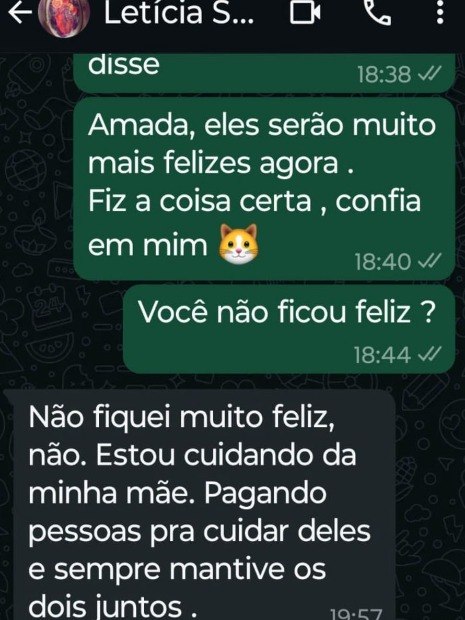 Conversa entre a atriz e a veterinária