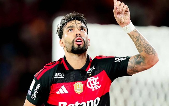 Volante disse que time do Flamengo vem subindo de rendimento no Campeonato Brasileiro Volante disse que time do Flamengo vem subindo de rendimento no Campeonato Brasileiro