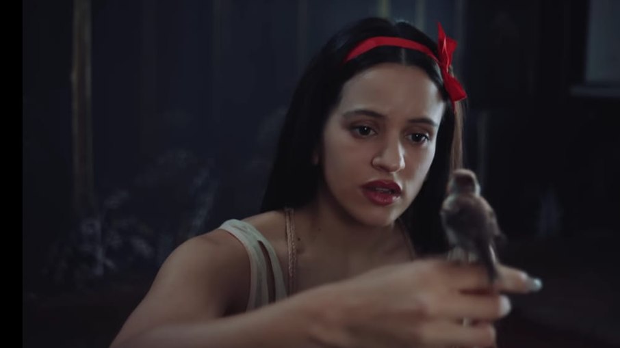 Releitura de cena de Branca de Neve, animação da Disney Releitura de cena de Branca de Neve, animação da Disney