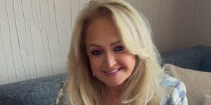 Morre Bonnie Tyler aos 75 anos; ouça sucessos da cantora