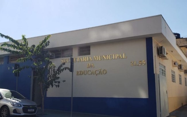 Prefeitura convoca mais de 20 professores para atuar na Rede Municipal Prefeitura convoca mais de 20 professores para atuar na Rede Municipal