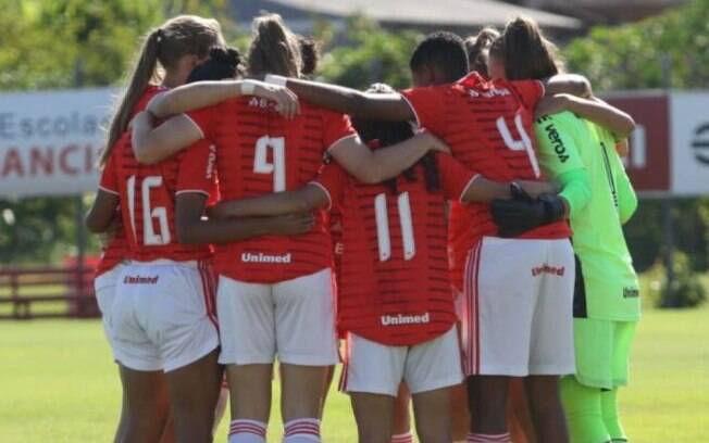 Invicto! Internacional enfrenta o Santos na decisão do Brasileirão Feminino Sub-17